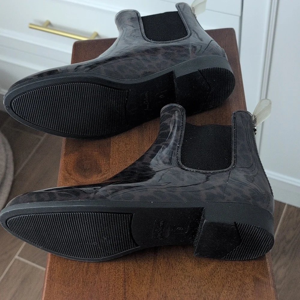 Like New Sam Edelman Black Leopard Rain Boots Size 9 - Picture 5 of 8